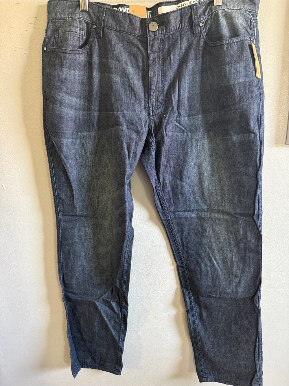 DKNY Jeans Bleecker boyfriend new with tags size 14